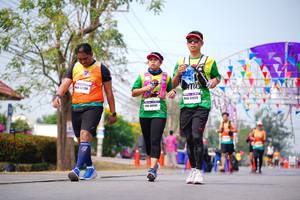 BIB: 41920, 40941
                            <button type="button" onclick="openModal(10039391)" class="btn btn-primary btn-sm float-right btn-popup" data-toggle="modal" data-target=".modal-high-quality">
                        <i class="fas fa-shopping-cart"></i> Add to Cart
                    </button>
                                            <button type="button" onclick="isThisMe(10039391, true)" class="btn btn-success btn-sm float-right btn-popup btn-isme hidden" data-toggle="tooltip" data-placement="bottom" title="นี่คือรูปของคุณใช่ไหม คลิกที่นี่เพื่อเอาเข้าอัลบั้ม">
                        <i class="fas fa-plus"></i> Add to album
                    </button>
                    <button type="button" onclick="isThisMe(10039391, false)" class="btn btn-warning btn-sm float-right btn-popup btn-isnotme hidden">
                        <i class="fas fa-ban"></i> Remove from album
                    </button>